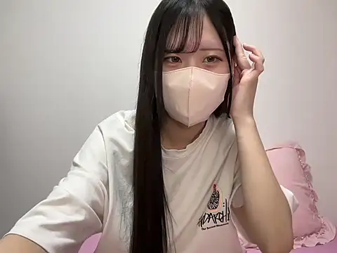 Snapshot of noa_uxu chatting on 14, 10, 2025 noa uxu online show from 14, 10, 2025