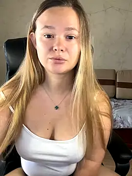 CaramelleSugar  online show from 8, 10, 2025