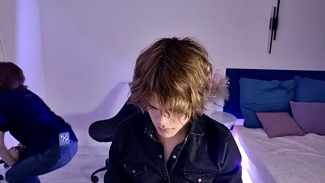 Bonnie And C1yde online show from 1, 12, 2025