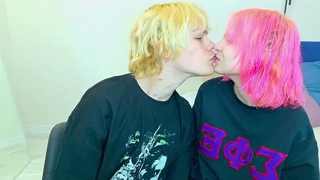 Bonnie And C1yde online show from 14, 10, 2025