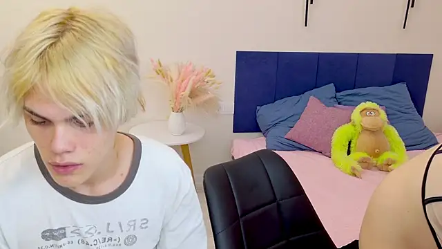 Bonnie And C1yde online show from 13, 9, 2025