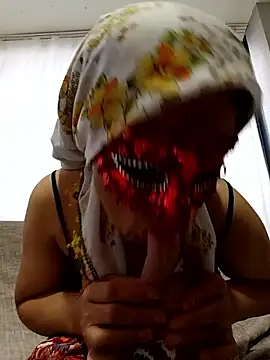 Snapshot of ezgi2545 chatting on 13, 1, 2026 ezgi2545 online show from 13, 1, 2026