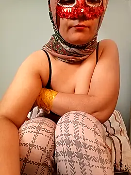 Snapshot of ezgi2545 chatting on 19, 12, 2025 ezgi2545 online show from 19, 12, 2025