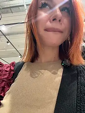RosieSecret online show from 30, 4, 2026