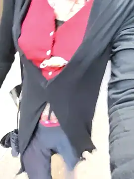 pink-mai online show from 21, 11, 2025