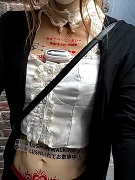 pink-mai online show from 27, 10, 2025