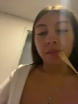 Sara-cooper2 online show from 9, 1, 2026