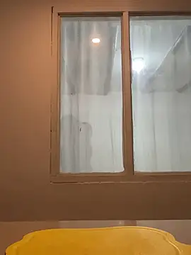 Sara-cooper2 online show from 20, 12, 2025