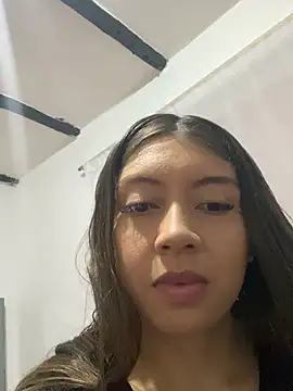 Sara-cooper2 online show from 11, 3, 2026