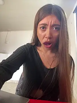 Sara-cooper2 online show from 14, 10, 2025