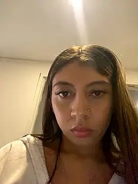 Sara-cooper2 online show from 10, 11, 2025