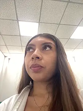 Sara-cooper2 online show from 3, 2, 2026