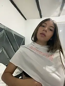 Sara-cooper2 online show from 17, 5, 2026