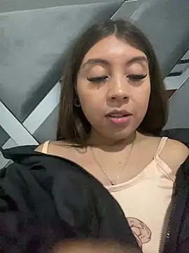 Sara-cooper2 online show from 25, 3, 2026