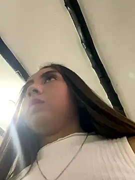 Sara-cooper2 online show from 25, 10, 2025