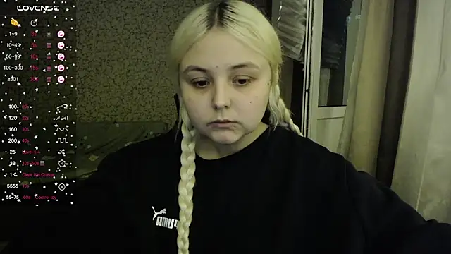 Snapshot of vendymories chatting on 12, 10, 2025 vendymories online show from 12, 10, 2025