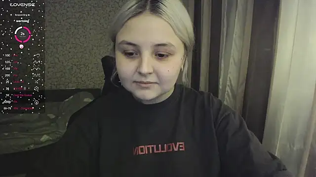 Snapshot of vendymories chatting on 14, 11, 2025 vendymories online show from 14, 11, 2025