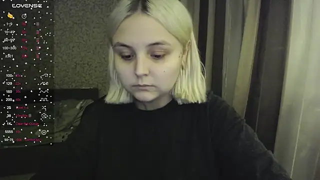 Snapshot of vendymories chatting on 28, 10, 2025 vendymories online show from 28, 10, 2025