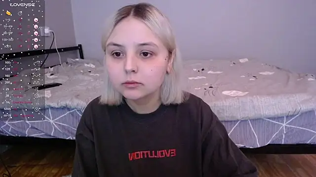 Snapshot of vendymories chatting on 16, 12, 2025 vendymories online show from 16, 12, 2025