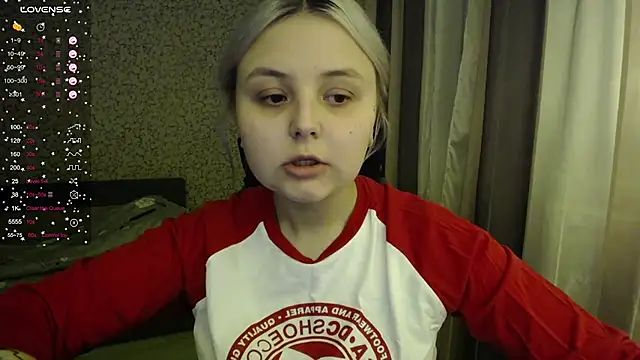 Snapshot of vendymories chatting on 12, 11, 2025 vendymories online show from 12, 11, 2025