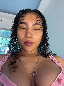 SophieD online show from 10, 4, 2026