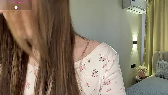 NguyetHankey online show from 31, 3, 2026