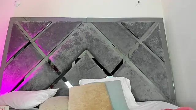 Snapshot of Sweet_Salome1 chatting on 16, 9, 2025 Sweet Salome1 online show from 16, 9, 2025