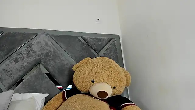 Snapshot of Sweet_Salome1 chatting on 27, 10, 2025 Sweet Salome1 online show from 27, 10, 2025