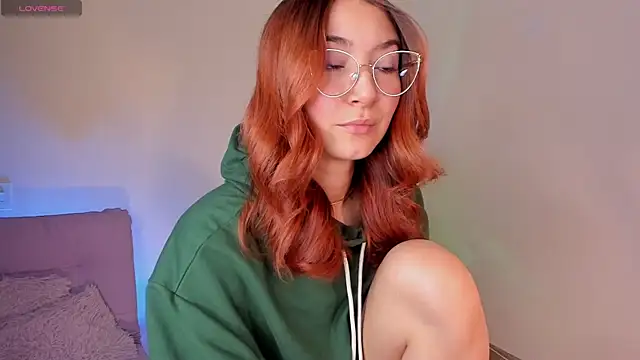 Isis-Blaze online show from 17, 9, 2025