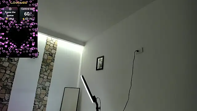 NinaCollinss1 online show from 23, 9, 2025