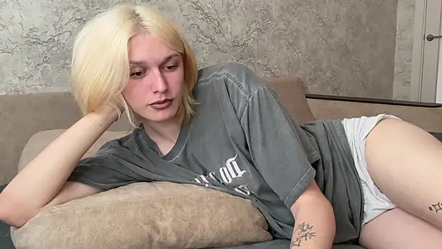 evelina228 online show from 9, 9, 2025