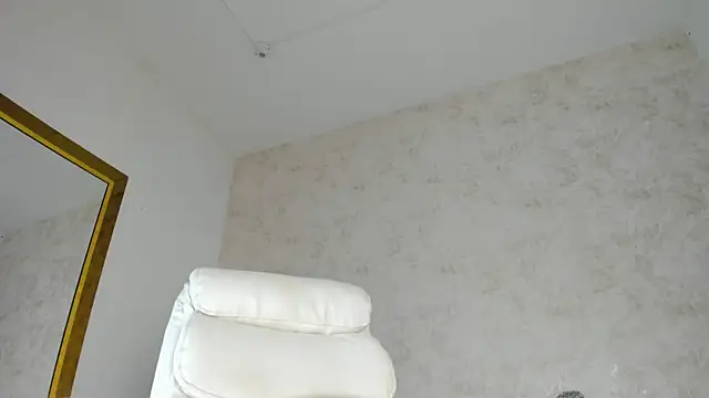 bonnie sm online show from 14, 1, 2026