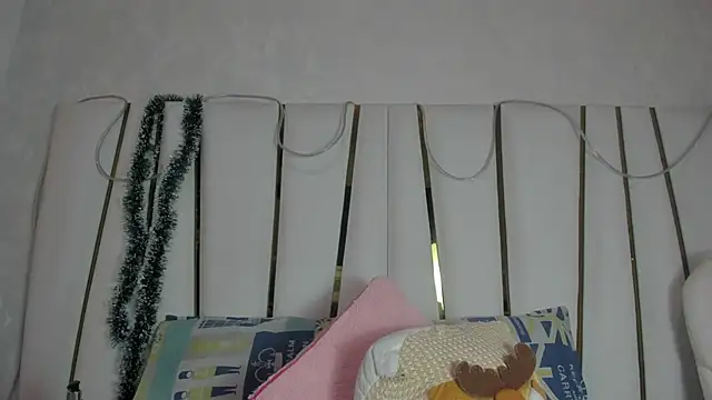 bonnie sm online show from 22, 12, 2025