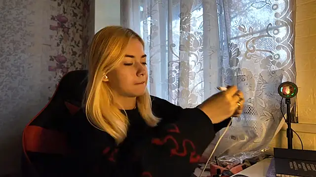 Witching Moon online show from 10, 11, 2025