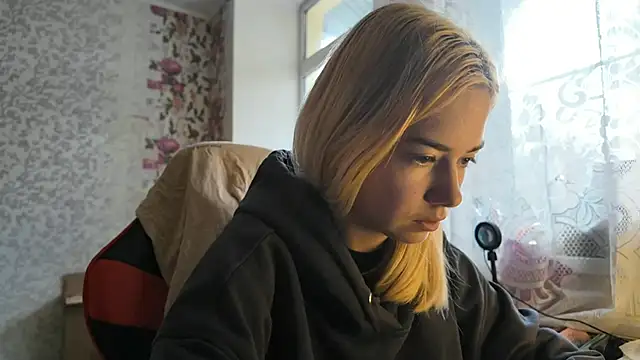 Witching Moon online show from 16, 10, 2025