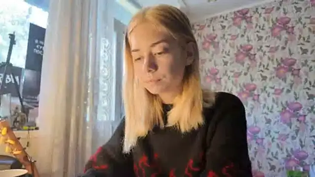 Witching Moon online show from 24, 9, 2025