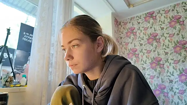 Witching Moon online show from 19, 9, 2025