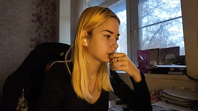 Witching Moon online show from 1, 12, 2025