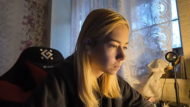 Witching Moon online show from 21, 10, 2025