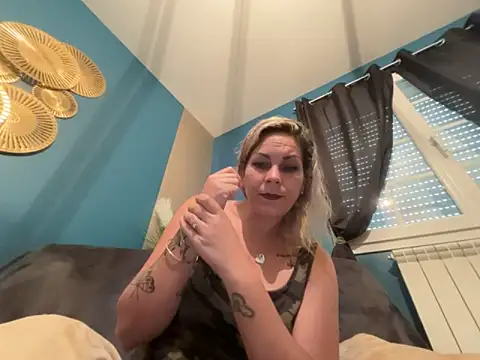 minettedusud online show from 19, 9, 2025