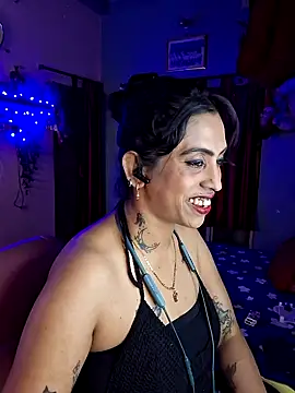 Love Beauty01 online show from 28, 3, 2026