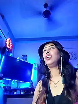 Snapshot of Love_Beauty01 chatting on 5, 2, 2026 Love Beauty01 online show from 5, 2, 2026