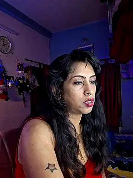 Love Beauty01 online show from 15, 4, 2026