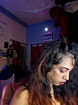 Love Beauty01 online show from 13, 6, 2026