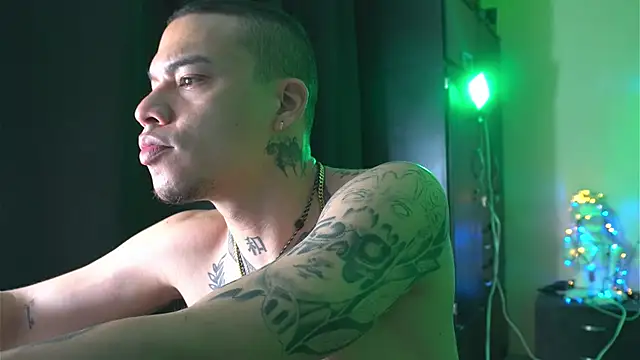 AlphaMasterXxx online show from 13, 3, 2026