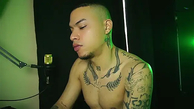 AlphaMasterXxx online show from 12, 1, 2026