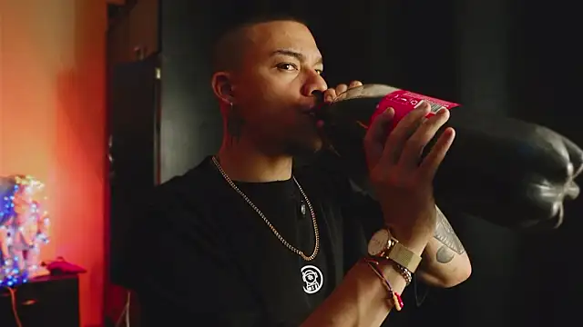 AlphaMasterXxx online show from 28, 3, 2026