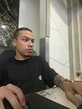 AlphaMasterXxx online show from 29, 10, 2025