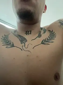 AlphaMasterXxx online show from 26, 6, 2026