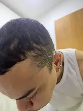 AlphaMasterXxx online show from 2, 11, 2025